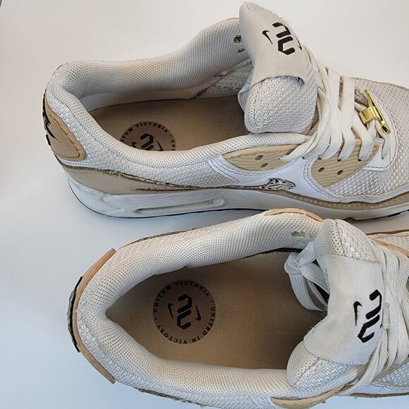 Nike Air Max 90 United In Victory White Hemp FB2617-100 Women’s Size 7 Sneakers - Picture 8 of 13